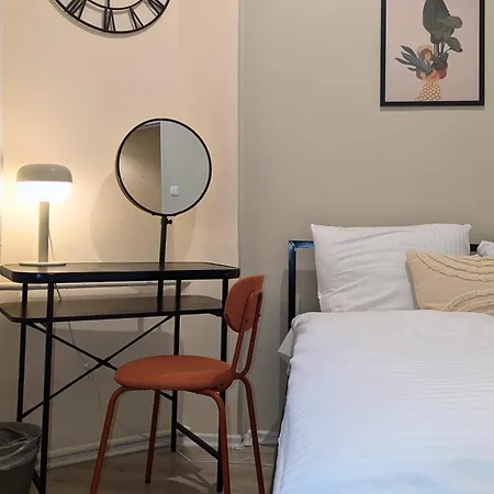Rynek 30 Hostel *