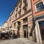Albergue Rynek 30 *