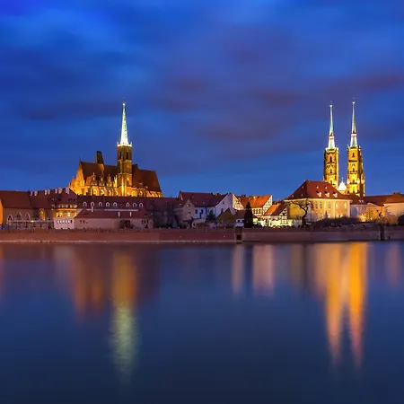 호스텔 Rynek 30 브로츠와프
