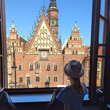 Rynek 30 *